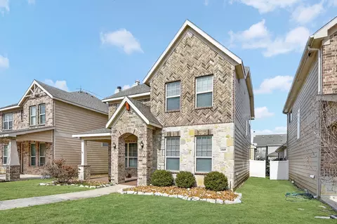 1049 Marietta Ln, Aubrey, TX 76227