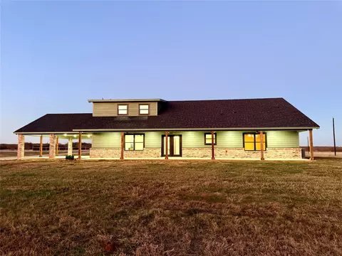 175 Flint Ln, Chico, TX 76431