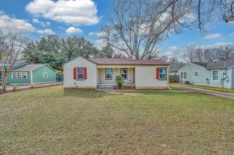 3213 S 3rd St, Waco, TX 76706