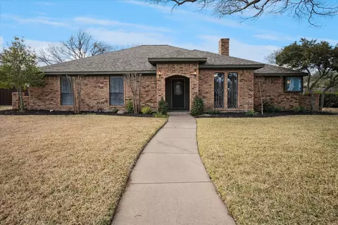 330 Marriott Ln, Garland, TX 75040
