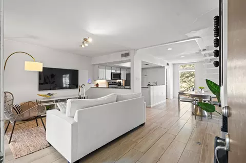 3321 Cole Ave #120, Dallas, TX 75204