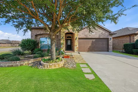 2701 Albatross Ln, Fort Worth, TX 76177