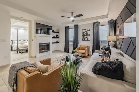 1505 Elm St #404, Dallas, TX 75201