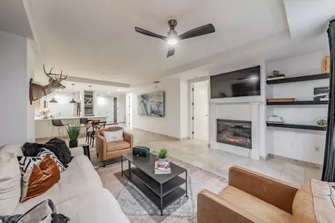 1505 Elm St #404, Dallas, TX 75201