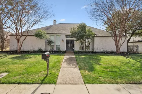 7238 Holyoke Dr, Dallas, TX 75248