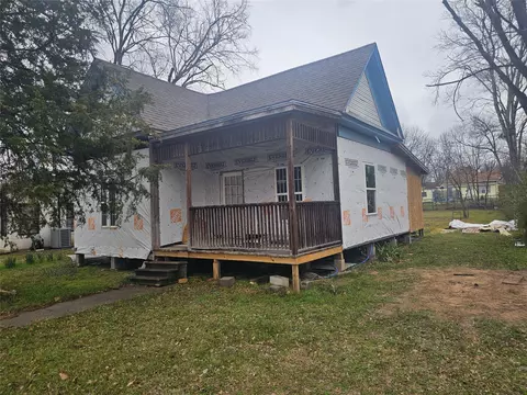 309 S 8th Ave, Teague, TX 75860