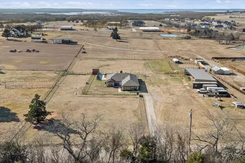 11975 Massey Rd, Pilot Point, TX 76258