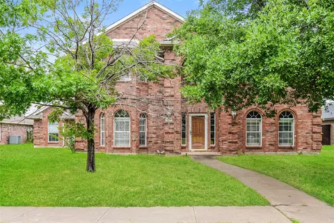 4005 Cavalier Dr, Rowlett, TX 75088