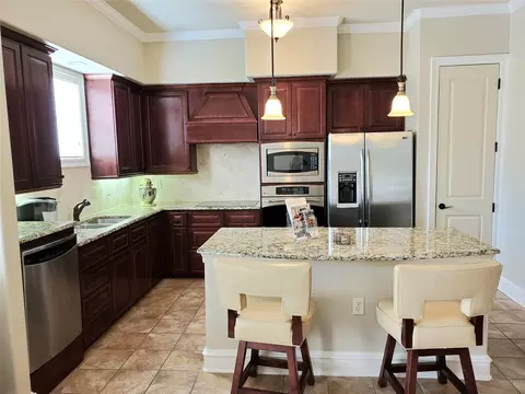 301 Watermere Dr #222, Southlake, TX 76092