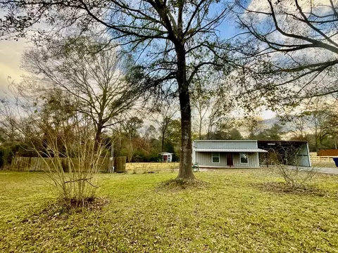 544 Keathley Rd, Hudson, TX 75904