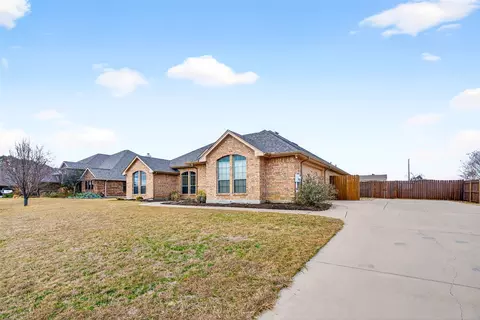 805 Blue Quail Dr, Weatherford, TX 76087