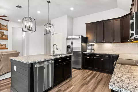 Kitchen - 10237 Omni Dr, Waco, TX 76708 photo 5 of 7