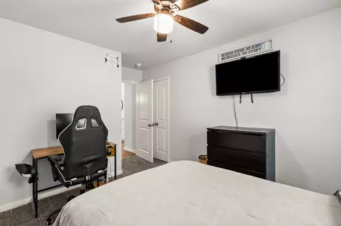 Bedroom - 10237 Omni Dr, Waco, TX 76708 photo 6 of 9