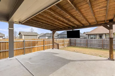Exterior - 10237 Omni Dr, Waco, TX 76708 photo 6 of 8