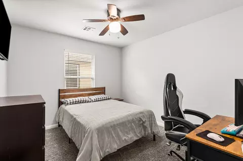 Bedroom - 10237 Omni Dr, Waco, TX 76708 photo 5 of 9