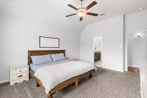 Bedroom - 10237 Omni Dr, Waco, TX 76708 photo 8 of 9