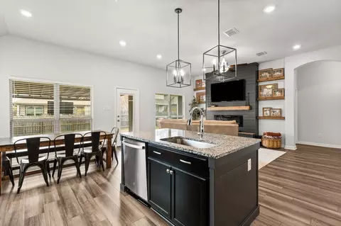 Kitchen - 10237 Omni Dr, Waco, TX 76708 photo 3 of 7