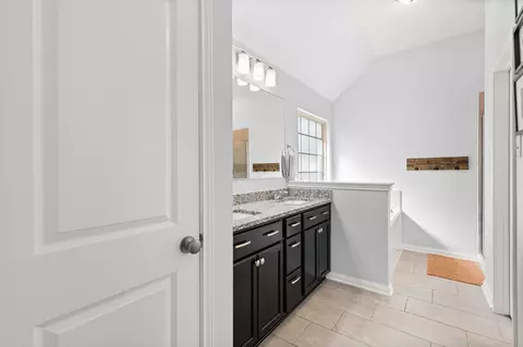 Entry Way - 10237 Omni Dr, Waco, TX 76708 photo 5 of 5