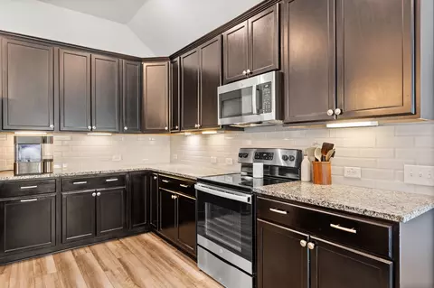 Kitchen - 10237 Omni Dr, Waco, TX 76708 photo 7 of 7
