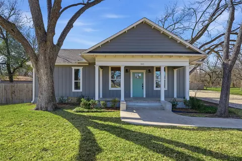 3801 S 4th St, Waco, TX 76706