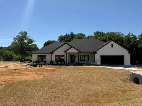 1061 Salvation Dr, Weatherford, TX 76088