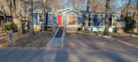 4987 Blue Water Cir, Granbury, TX 76049