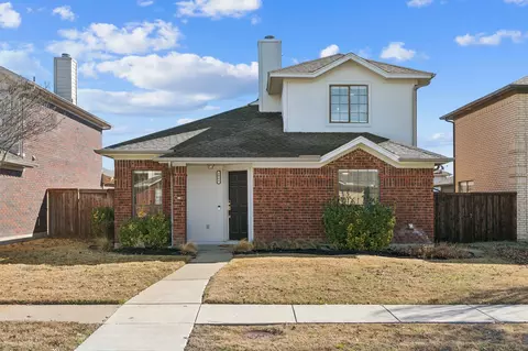 2904 Hunters Point Ln, Carrollton, TX 75007