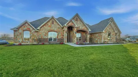 25275 Williams Dr, Justin, TX 76247