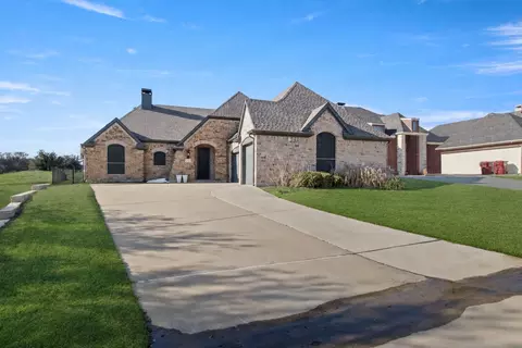 3112 Preston Club Dr, Sherman, TX 75092