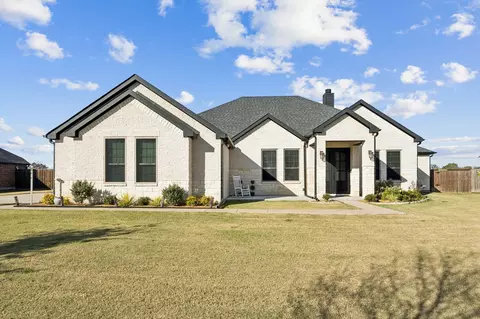 2830 Mallard Dr, Greenville, TX 75402