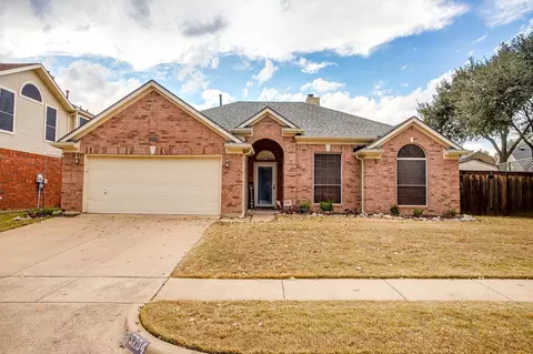 5704 Rockport Ln, Haltom City, TX 76137