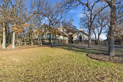 117 Birdie Dr, Lipan, TX 76462