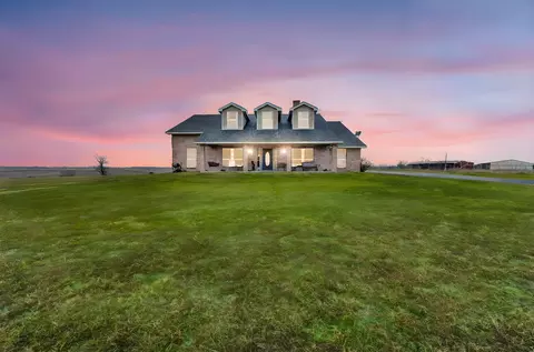 839 Walker Creek Rd, Ennis, TX 75119