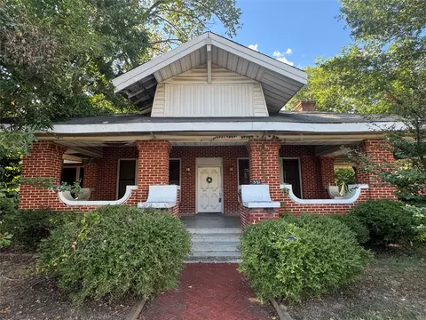 521 N 1st St, Lufkin, TX 75901