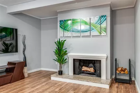 4317 Hartford St #214, Dallas, TX 75219