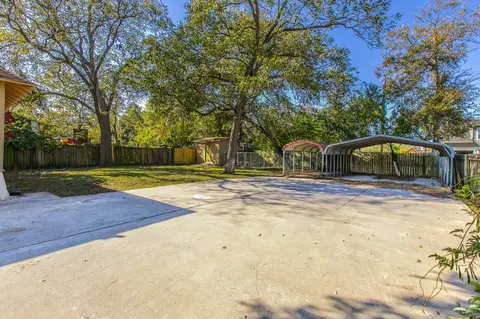 Exterior - 609 Herring Ave, Waco, TX 76708 photo 3 of 4