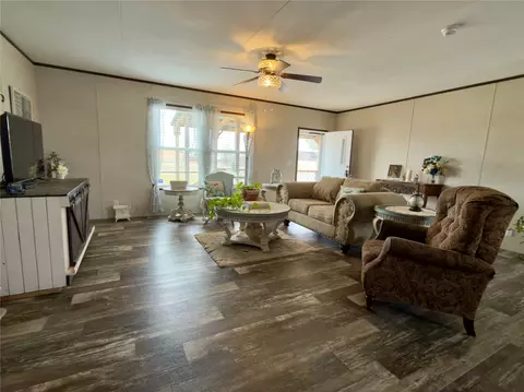 752 Memory Ln, Evant, TX 76525 photo 18