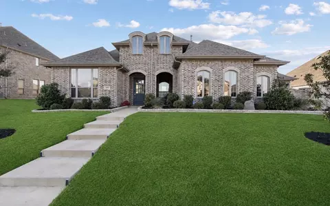 2805 Chandler Ct, Mansfield, TX 76063
