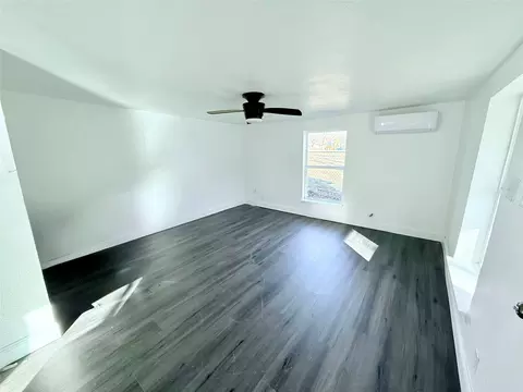 625 E Acheson St, Denison, TX 75021 photo 9