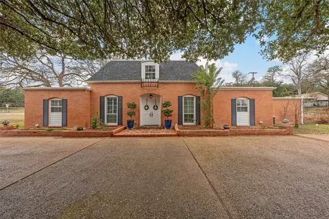 701 Fonville Dr, Marlin, TX 76661