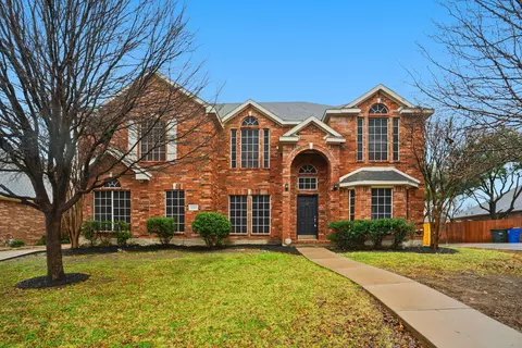 2910 Saint Vincent Dr, Mansfield, TX 76063