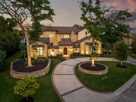 2210 Barcelona Ct, Westlake, TX 76262
