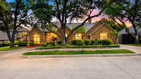 1003 N Wiltshire Dr, Carrollton, TX 75007