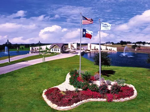 2078 Vista Ct, Whitney, TX 76692