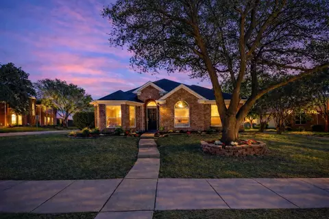 1253 Hershey Ln, Lewisville, TX 75077