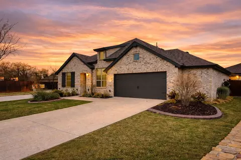 9820 Surveyor Rd, Little Elm, TX 75068