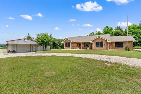 162 Highridge Dr, Bruceville, TX 76630