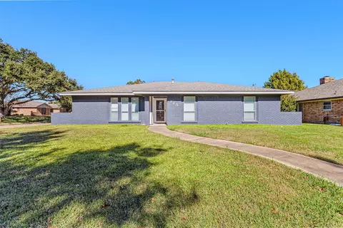 325 Kimberly Dr, Mesquite, TX 75149