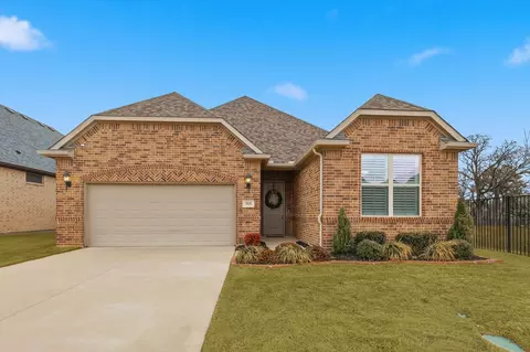 315 Faith Dr, Euless, TX 76039