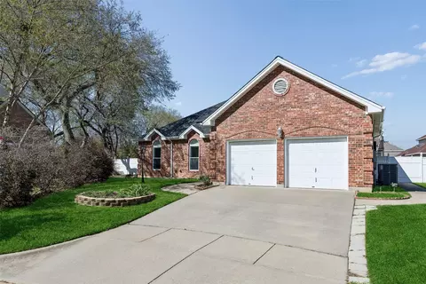 6406 Scotsbluff Ct, Arlington, TX 76001